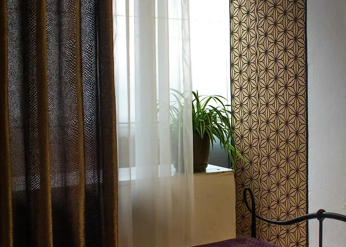 Bllok Spot - * Tirana